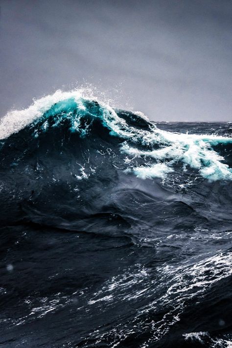 Rough Seas - The Southern Ocean roils and licks at the gunwales of the NIWA research vessel Tangaroa. The most remote and inhospitable ocean on the planet, it is also the least studied, and a major focus of effort for the scientists of the Deep South Challenge ~ New Zealand Geographic | Sun Beautiful, Rough Seas, Southern Ocean, Ocean Pictures, Stormy Sea, Deep South, Photography Summer, Ocean Wallpaper, Ocean Vibes