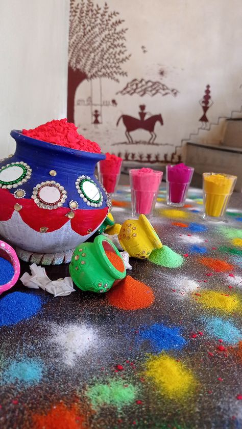 Holi Event Decor Ideas, Holi Decor Ideas, Holi Party Ideas At Home, Holi Home Decor, Holi Backdrop Ideas, Spring Festival Ideas School, Holi Celebration Ideas Kids, Holi Decorations Ideas At Home, Holi Event Decor