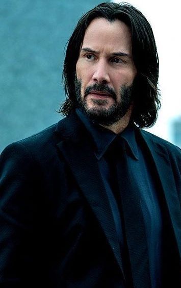 Keanu Reeves Black Suit, Keanu Reeves John Wick Wallpaper, John Wick Hair, Keanu Reeves Long Hair, John Wick Costume, John Week, John Wick Wallpaper, Hogwarts Family, Ben Affleck Bruce Wayne