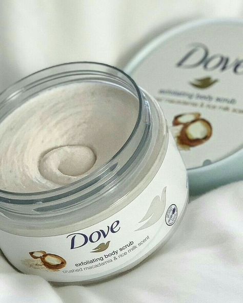 Dove Exfoliating Body Polish, Exfoliating Body Polish, Best Body Scrub, Scrub Corpo, Exfoliating Body Wash, Exfoliating Body Scrub, Shower Skin Care, Rice Milk, Body Polish