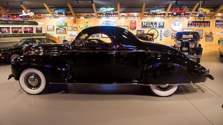 1939 Lincoln Zephyr For Sale | Hemmings Lincoln Zephyr, Car Website, Black Exterior, New Shows, Vintage Car, Exterior Paint, Classic Car, Cool Cars, Lincoln