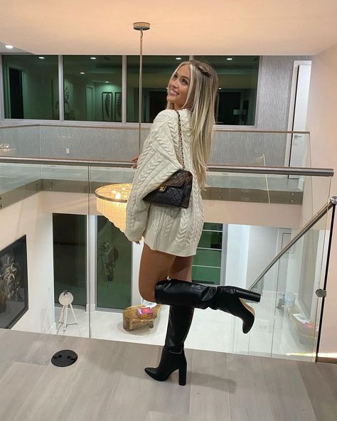 Olivia Chatfield, Vegas Outfit, Transition Outfits, Paris Outfits, Classy Casual Outfits, Outfit Inspiration Fall, Simple Trendy Outfits, Autumn Outfit, Outfit Inspo Fall