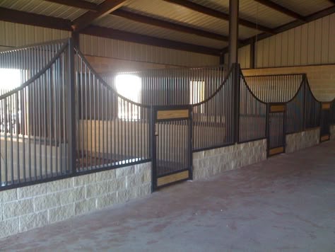 open stall design-  Very good idea ! Horses can't reach over to other stalls & bite other horses ! Horse Barn Doors, Horse Stalls Doors, Custom Horse Stalls, Dream Barn Stables, Equine Barns, Stall Fronts, Dutch Doors, Horse Barn Ideas Stables, Barn Stalls