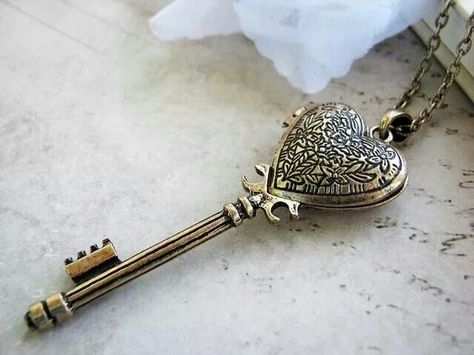 Key Locket, Old Fashioned Key, Ram Dass, Under Lock And Key, Old Keys, Skeleton Keys, Navy Blue T Shirt, Key Jewelry, Antique Keys