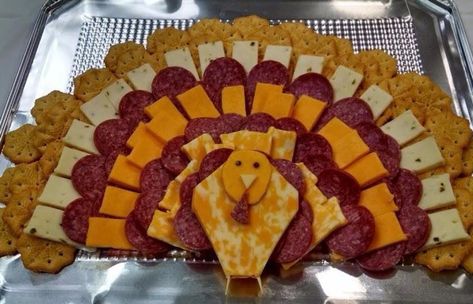 Fun Turkey Sausage, Cheese and Cracker Tray #justapinchrecipes Meat Cheese Tray, Make A Turkey, Turkey Appetizers, Crackers Appetizers, Cheese And Cracker Tray, Cracker Tray, Meat And Cheese Tray, Catering Food Displays, Turkey Platter