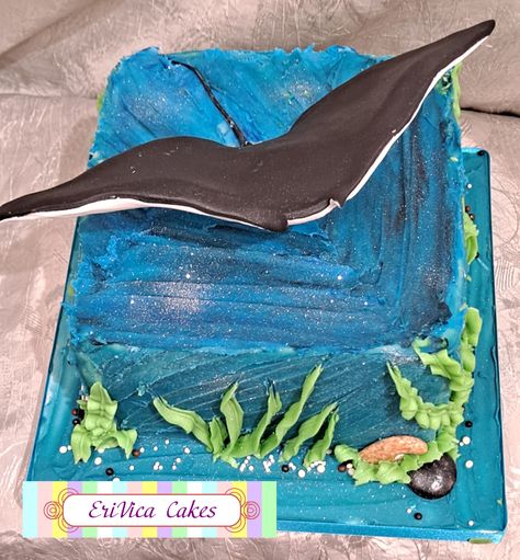 Sea cake topped with hand made manta ray Shark Desserts, Sea Cake, Cakes Decorating, 12 Birthday, Sea Cakes, Manta Ray, Cake Designs Birthday, 12th Birthday, Cake Toppings