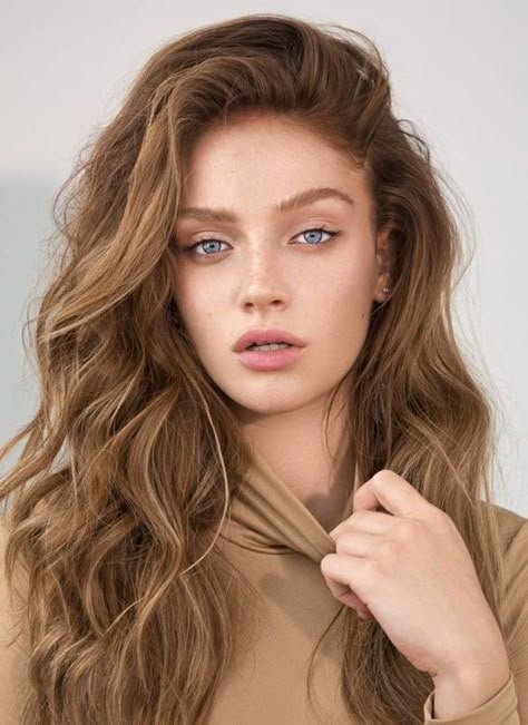 25 Beautiful Light Brown Hair Color Ideas for 2021 - The Trend Spotter Brown Hair Blue Eyes Pale Skin, Brown Hair Pale Skin, Light Brown Hair Color Ideas, Hair Colors For Blue Eyes, Light Brown Hair Color, Pale Skin Hair Color, Brown Wavy Hair, Hair Pale Skin, Brown Hair Color Ideas