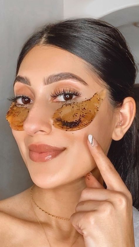 madinashrienzada on Instagram: 😱DIY UNDER EYE 👁 PATCHES! YES! All you need is some coffee ☕️ & Water! 🤎Caffeine is your best friend if you wake up with darkness or… Under Eye Patches Aesthetic, Diy Under Eye Patches, Best Eye Drops, Brand Pictures, Types Of Knitting Stitches, Ways To Boost Metabolism, Under Eye Patches, Proper Hygiene, Easy Detox