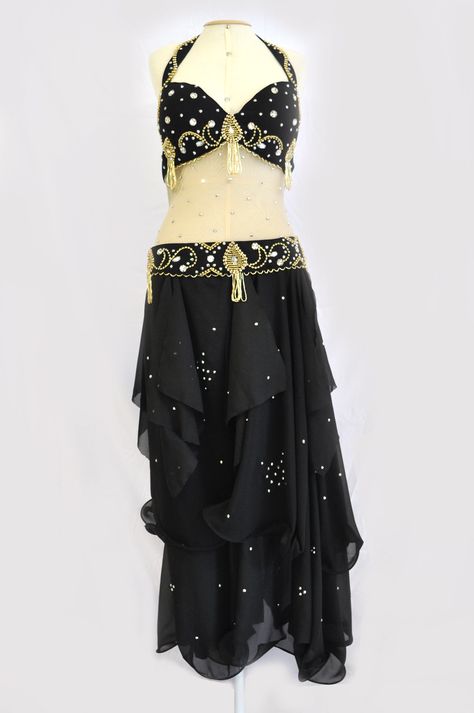 Black Belly Dance Dress, Belly Dancer Outfits Black, Belly Dancer Outfits, Dancing Outfits, Belly Dance Dress, Middle Eastern Culture, Dancer Dress, Belly Dance Outfit, Dancers Outfit