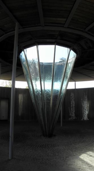 indoor water feature Rain Architecture, Rain House, Rain Water Collection Diy, Collect Rainwater, Rain Barrel System, Greenhouse Design, Rainwater Collection, Water From Air, Rain Harvesting