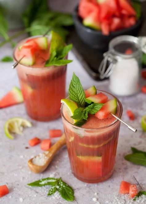 Watermelon Cooler, Watermelon Mint, Best Cocktail Recipes, Healthy Drink, Hot Chocolate Recipes, Punch Recipes, Summer Refreshments, Food List, Shake Recipes