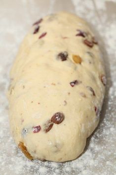 Christmas Stollen Recipe, Stollen Bread, German Stollen, Christmas Stollen, Stollen Recipe, German Food Authentic, German Baking, Christmas Bread, Christmas Cake Recipes