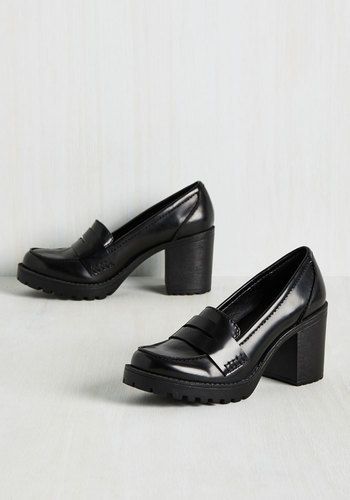 Loafer and Done With Block Heel in 7 Loafers Outfit, Dr Shoes, Block Heel Loafers, Black Shoes Heels, Prom Heels, Black Block Heels, Vintage Heels, Black Shoes Women, Penny Loafer