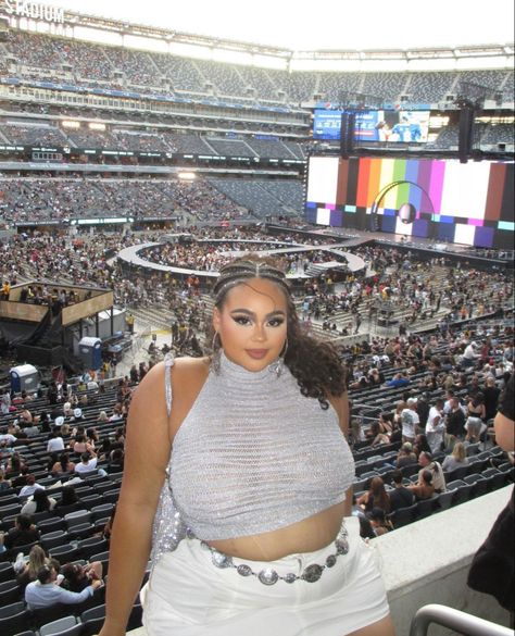 Plus Size Baddies, Beyonce Concert, Plus Size Baddie, Trendy Outfit Inspo, Plus Size Baddie Outfits, Trendy Outfit, Curvy Outfits, Baddie Outfits, Beyonce