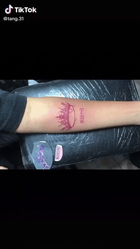 Black Pink Tattoo Kpop, Lisa Tattoo Blackpink, Blackpink Tattoo Ideas Blink, Blink Tattoo Blackpink, Blackpink Tattoo Ideas Kpop, Blackpink Inspired Tattoo, Blackpink Tattoo Ideas, Blackpink Tattoo, Blink Tattoo