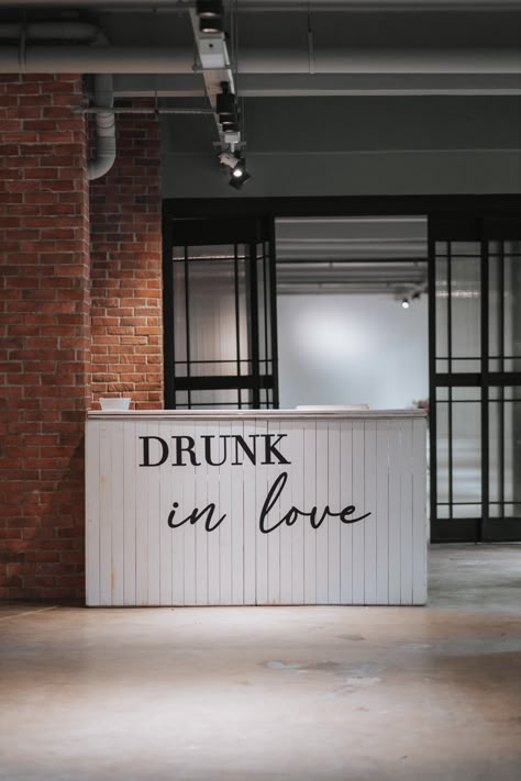 Drunk In Love Wedding Bar, Drunk In Love Bar Sign, Bars At Weddings, Wedding Bar Signage, Bar Wedding Reception, Engagement Party Planning, Boathouse Wedding, Reception Bar, Modern Chic Wedding