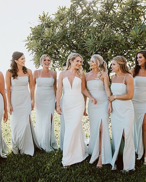 Suzanne Neville London’s Instagram photo: “R E A L B R I D E 💛 Beautiful bride Nicole chose Suzanne Neville gown Delphine for her stunning wedding day at Pueblo Bonito Sunset Beach.…” Pueblo Bonito Sunset Beach, Suzanne Neville, Be Happier, Sunset Beach, Real Brides, Beach Sunset, Beautiful Bride, Real Weddings, The Dress