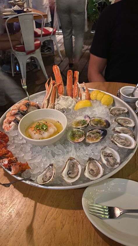 summer seafood dinner date austin texas perlas Summer Seafood Dinner, Dream Food, Oyster Bar, Winter Getaway, Seafood Dinner, Date Dinner, Dinner Date, Austin Texas, Dinner Ideas