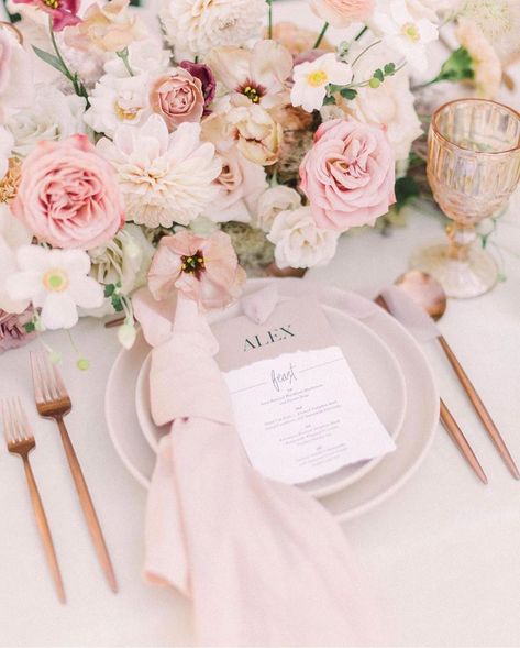 Simply Beautiful Events Decor on Instagram: “Tabletop prettiness💕  We’re in love with this sneak peek photo from a styled shoot with @kstewartphotography @amandacowley @blushandbloom…” Cherry Wedding, Rose Gold Table, Dusty Pink Weddings, The Bigger Picture, Wedding Tablescape, Dusty Rose Wedding, Bigger Picture, Wedding Place Settings, Store Window