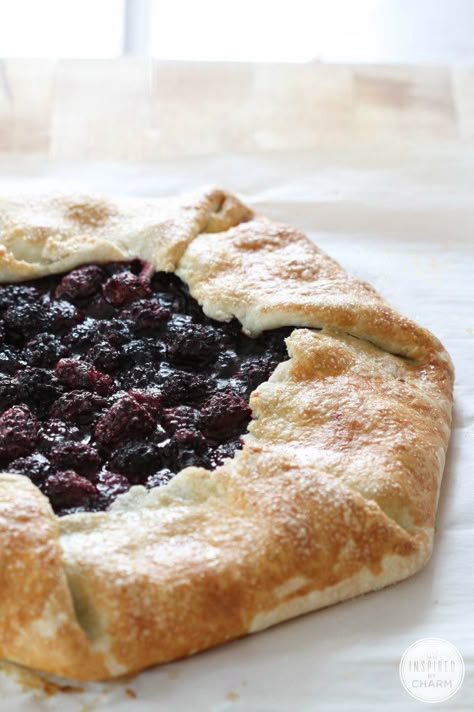 Blackberry Crostata | Inspired by Charm #ayearofpie Lemon Galette, Crostata Recipe, Scoop Of Ice Cream, Blackberry Recipes, Inspired By Charm, Pie Dessert, Cannoli, Eat Dessert, Fruit Desserts