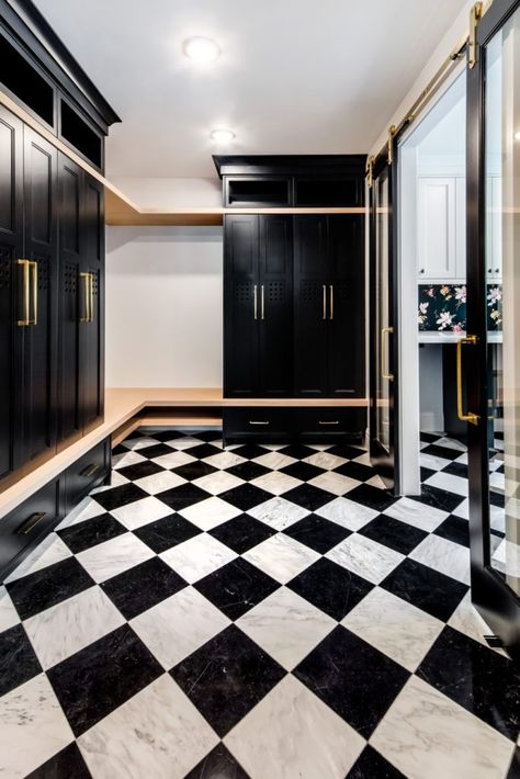 Mudroom Black, White Mudroom, Black And White Flooring, Checkered Floor, White Marble Floor, Beautiful Flooring, White Tile Floor, Glass Barn Doors, Black And White Interior