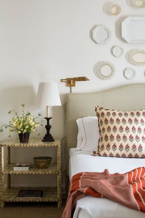 Visit a '90s Atlanta Home Reimagined With Old-Fashioned Charm – Frederic Magazine Layered Bedroom, Edits Inspiration, Pepper Home, Georgia Homes, Block Print Quilt, Room Screen, Atlanta Homes, Top Interior Designers, Inspiration Wall