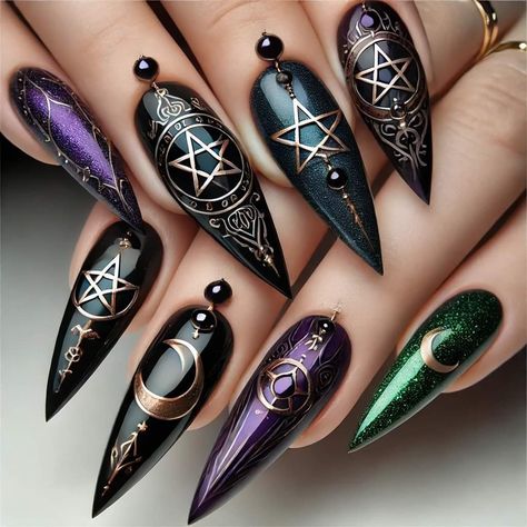 Wiccan Nail Art, Gothic Nail Art Dark Short, Cute Witch Nails, Dark Witch Nails, Dark Witchy Nails, Siren Nails Dark, Fortune Teller Nails, Witchy Nails Coffin, Gothic Nails Designs