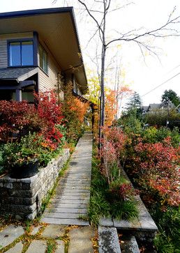 Outdoor Ramp, Ramp Design, Landscape Design Ideas, Easy Landscaping, Modern Garden Design, Traditional Landscape, Shade Trees, Landscaping Tips, Side Yard