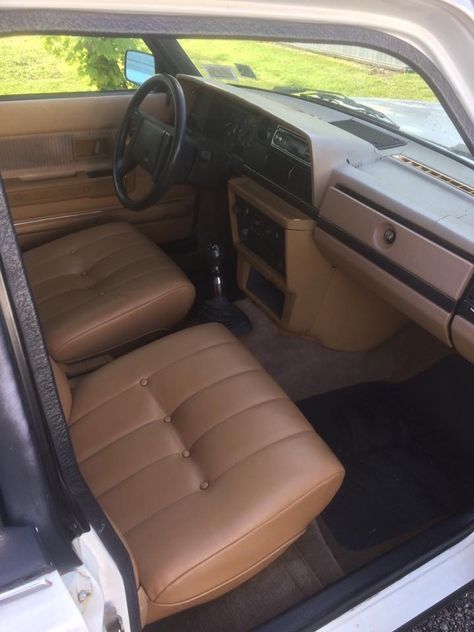 All tan interior with a black stripe in this Volvo 240. Love the look Volvo 240, Black Stripes, Volvo, A Black, Car Seats, Vehicles, Black