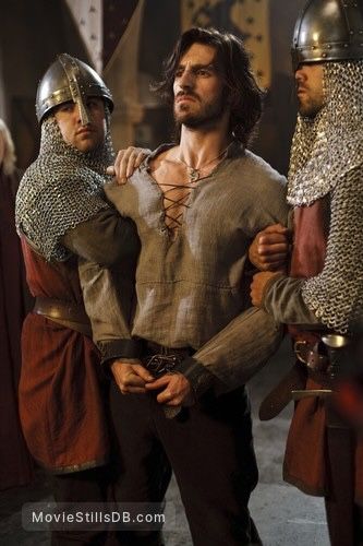 Men In Armor, Merlin Gwaine, Sir Gwaine, Medieval Man, Sir Gawain, Medieval Men, Eoin Macken, Medieval Costumes, Leather Handcuffs