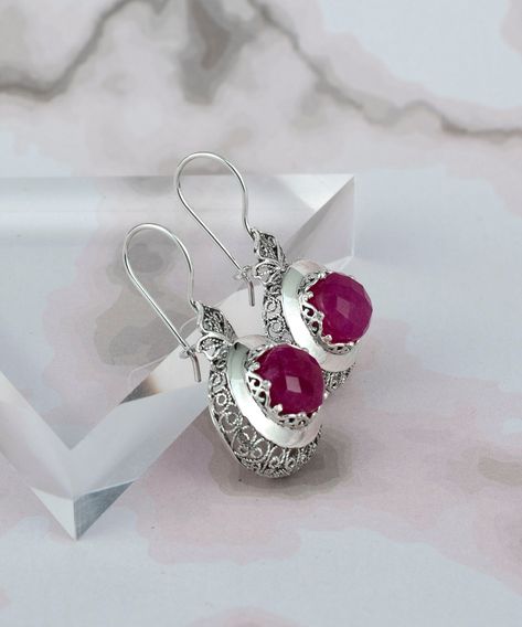 Add a touch of elegance to your ensemble with these handcrafted, filigree art, opaque ruby drop earrings! ✨ Every detail of these sterling silver treasures screams sophistication. Perfect for gifting or treating yourself – they even come in a beautiful gift box! 💝 Ready for that next compliments galore event? Click the link to shop now! 👉 https://nuel.ink/aihcZR #RubyElegance #HandcraftedJewelry #GiftIdeas #SilverSplendor #ShopNow 💎✨ Ruby Drop Earrings, Treating Yourself, Stylish Earrings, Art Women, Filigree Earrings, Stylish Earring, Filigree Design, Istanbul Turkey, Beautiful Gift Boxes