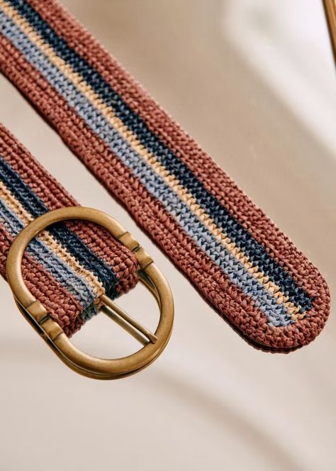 Women Belts Fashion, Crochet Belt, Raffia Crochet, Tunisian Crochet Stitches, Crochet Cord, Estilo Hippie, Crochet Square Patterns, Raffia Bag, Square Patterns