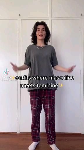 Pin on ☆☆my style☆☆ Malewife Outfit, Woman Masculine Style, Masc Looks For Women, Black Suit Pants Outfit Casual, How To Look More Androgynous, Gender Envy Outfits, Girl Masculine Outfits, Gender Fluid Outfit Ideas, How To Dress Masculine