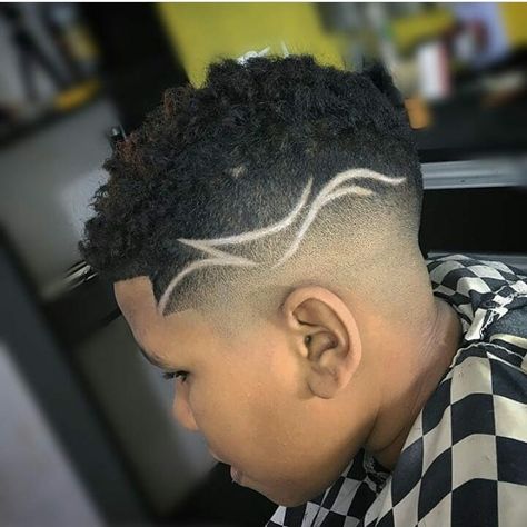 Mid Drop Fade With Design, Side Hair Designs Men, Fade With Letter Design Hair, Kids Haircut Designs For Boys, Kids Hair Designs Boys, Boys Design Haircut, Designs In Hair For Boys, Mens Hair Designs Lines, Haircut Designs For Boys