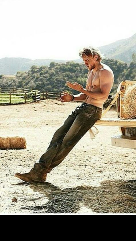 WOW Farm Boy!!! Biker Romance Books, Biker Romance, Southern Men, Southern Gentleman, Scruffy Men, Last Ride, Farm Boys, Country Men, Charlie Hunnam