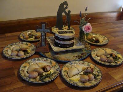 Recipes for August ~ Month Dedicated to the Immaculate Heart of Mary Chalice Cake, Catholic Feast Days, Happy Feast Day, White Chocolate Mud Cake, Crisco Recipes, The Immaculate Heart Of Mary, Happy Feast, St John Vianney, Mocha Cake