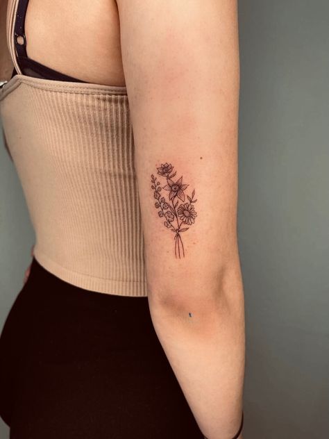 Tattoo Wildflowers, Icelandic Tattoo, Wildflowers Tattoo, Colorado Wildflowers, Wildflower Tattoo, Gothic Tattoo, Tat Ideas, Tattoo Inspo, Maple Leaf Tattoo