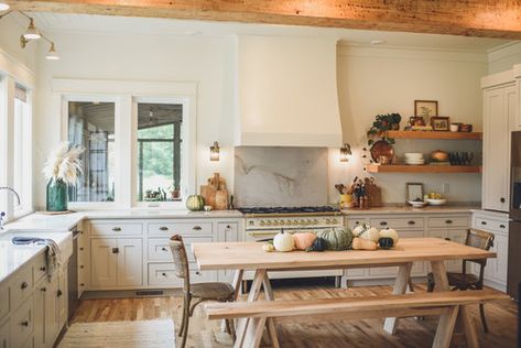 The Farmhouse kitchen with custom built table. Dave and Jenny Marrs Dave And Jenny Marrs, Fixer To Fabulous, Jenny Marrs, Secret Kitchen, Kitchen Lighting Design, Gorgeous Farmhouse, Old Home Remodel, Kitchen And Dining Area, Fabulous Kitchens