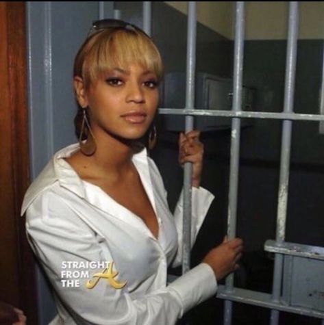 Jail Meme, Beyonce Memes, Reaction Face, Funny Profile, Mood Humor, Nelson Mandela, Funny Profile Pictures, Funny Reaction Pictures, Funny Video Memes