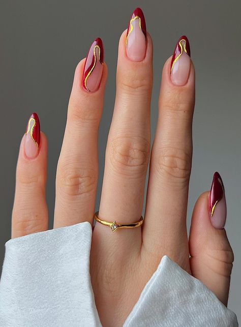 Red Nails Design Ideas Classy Almond, Classy Nails Design Ideas Almond, Red And Gold Nail Designs Classy, Dark Red Almond Nails Designs, Colombian Nails, Red Classy Nails, Grad Nail Ideas, Red Almond Nails Designs, Classy Red Nails