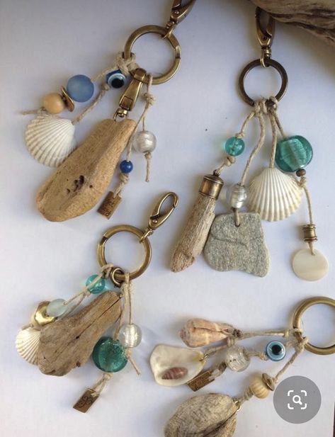 Wall Bathroom, Driftwood Crafts, Trendy Bathroom, Boho Wall Hanging, Paper Towel Roll Crafts, Crafts Paper, Beach Crafts, Seashell Crafts, Rustic Garden Decor