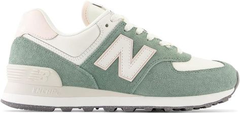 New Balance Shoes 574 Outfit, New Balance Shoes 574, 574 Outfit, New Balance 574 Womens, New Balance Classics, New Balances, New Balance Style, Trail Design, Shoes For School