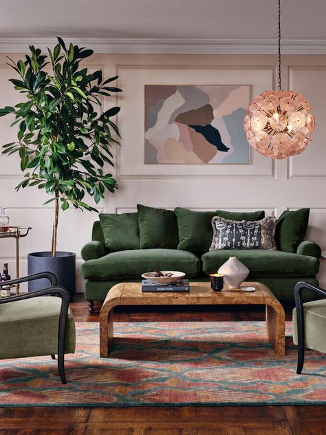 Green Couch Living Room, Green Sofa Living, Green Sofa Living Room, Velvet Sofa Living Room, Sofa Design Ideas, Green Couch, Green Living Room, Soho Home, Green Sofa