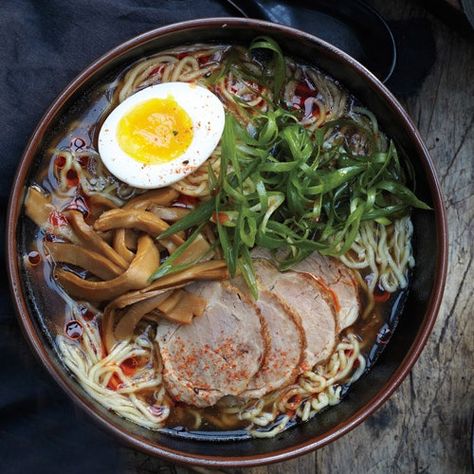 Real Ramen, Chicken Ramen Noodle Recipes, Ramen At Home, Shoyu Ramen, Homemade Ramen, Ramen Noodle Recipes, Ramen Soup, Ramen Recipes, Dinner Appetizers