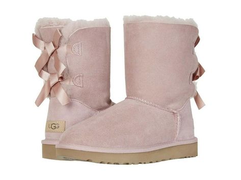 Pink Uggs With Bows, Jojo Bow, Ugg Mini Bailey Bow, Ugg Boots With Bows, Pink Ugg Boots, Cute Uggs, Ugg Mini Bailey, Princess Closet, Uggs With Bows