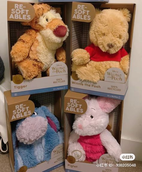 Classic Winnie The Pooh Stuffed Animals, Tigger Stuffed Animal, Pooh Bear Plush, Disney Toys Aesthetic, Winnie The Pooh Plushies, Kid Toys Aesthetic, Winnie The Pooh Stuff, Winnie The Pooh Teddy, Winnie The Pooh Toys