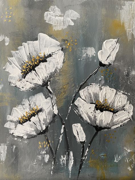 White Poppies Painting, Grey Acrylic Painting Ideas, Gray Paintings Canvas, Grey Painting Ideas On Canvas, Grey And Gold Background, Acrylic Painting Backgrounds Ideas, White Flower Paintings, Abstract Poppy Painting, Knife Acrylic Painting