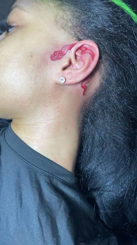 Ear Tattoo Inner, Neck Tattoo Women, Inner Ear Tattoo, Black People Tattoos, Snake Tattoos, Cursive Tattoos, Ear Tattoos, Graffiti Tattoo, Black Girls With Tattoos