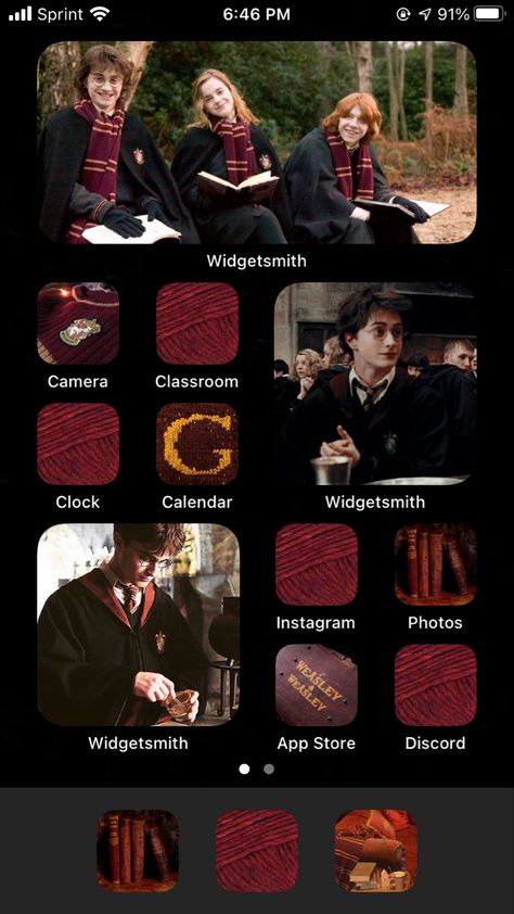 Harry Potter Website, Harry Potter Wallpaper Phone, Harry Potter Phone, Harry Potter Iphone, Gryffindor Aesthetic, Harry Potter Feels, Harry Potter Decor, Hogwarts Castle, Screen Layout