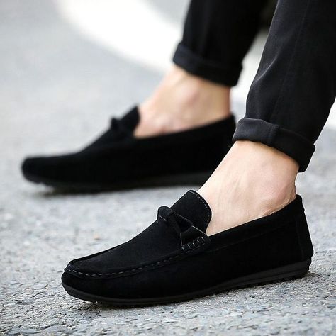 Boy Shoes Pic, Shoes Pic, Romantic Decorations, Best Loafers, New Style Shoes, Mens Business Casual Outfits, Mens Business, Alphabet Wallpaper, Formal Loafers